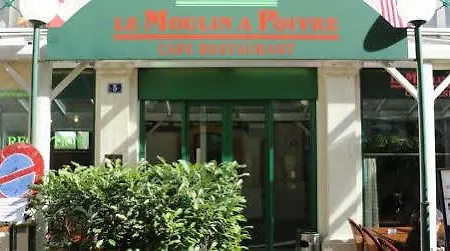 卡勒威酒店 酒店