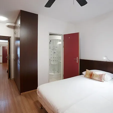 Hotel Calvy 3*